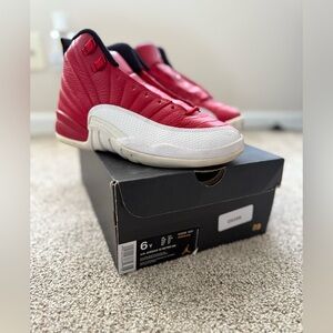 Air Jordan Retro 12